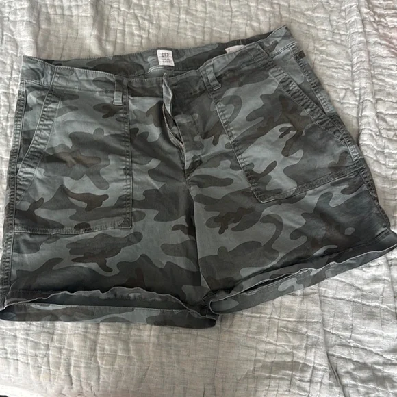 GAP Merona Old Navy Women's Camouflage, Yellow, and pink Set bundle of 3 lot - Picture 2 of 2